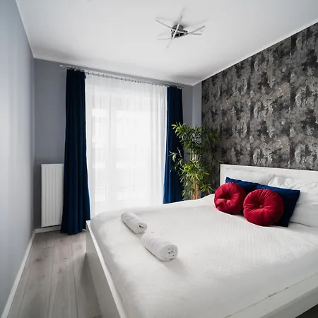 Uroczy Apartament Obok Sky Towera Wroclaw